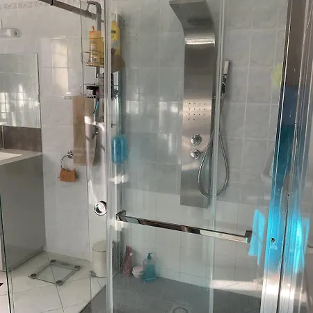 Climatisee , 3 Chambres, A 10 Mn De La * Pérols